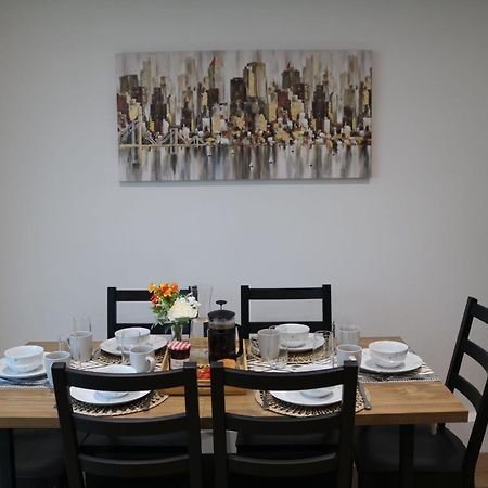 Rooms In Stylish House Milton Keynes Exterior foto
